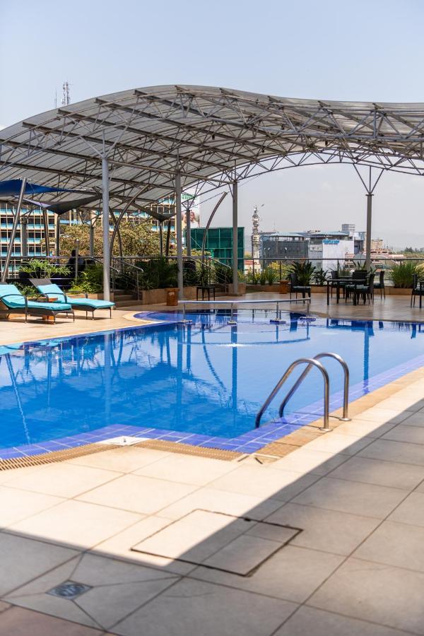 קיסומו Acacia Premier Hotel מראה חיצוני תמונה