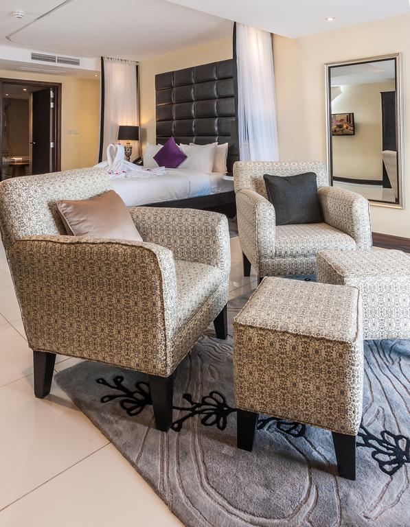 קיסומו Acacia Premier Hotel מראה חיצוני תמונה